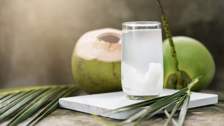  5 Reasons Why You Need to Drink Coconut Water!